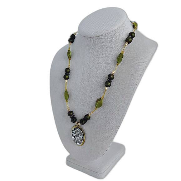 Green Beaded Silver Pendant Statement Necklace Boho - Picture 2 of 7